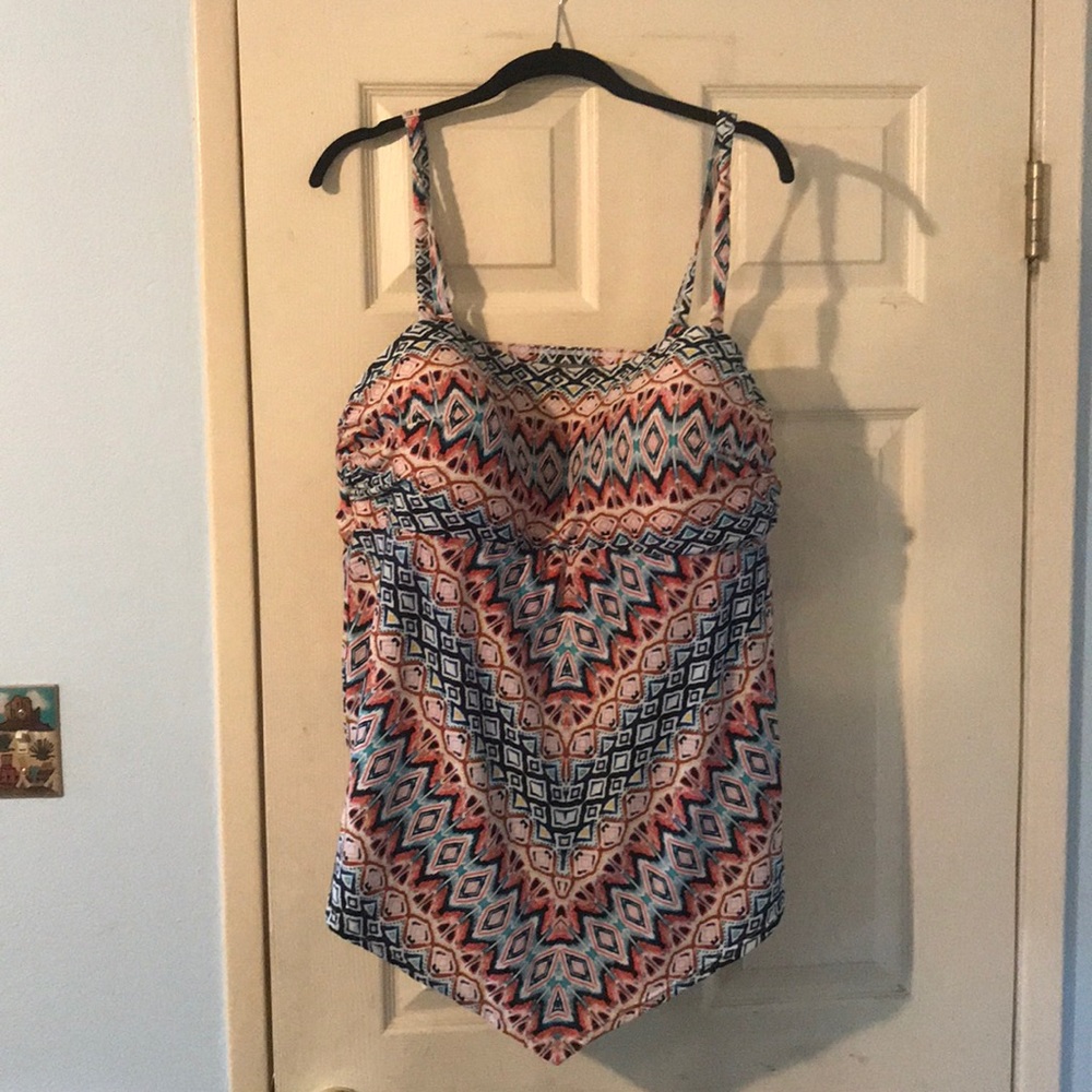 Lane bryant Cacique swim top size 24